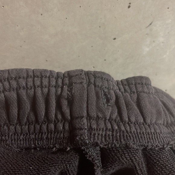 Adidas Sweatpant 16’ - Picture 4 of 4